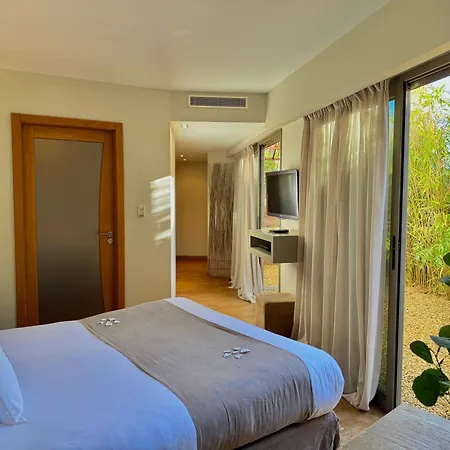 Konukevi St Barth 5*